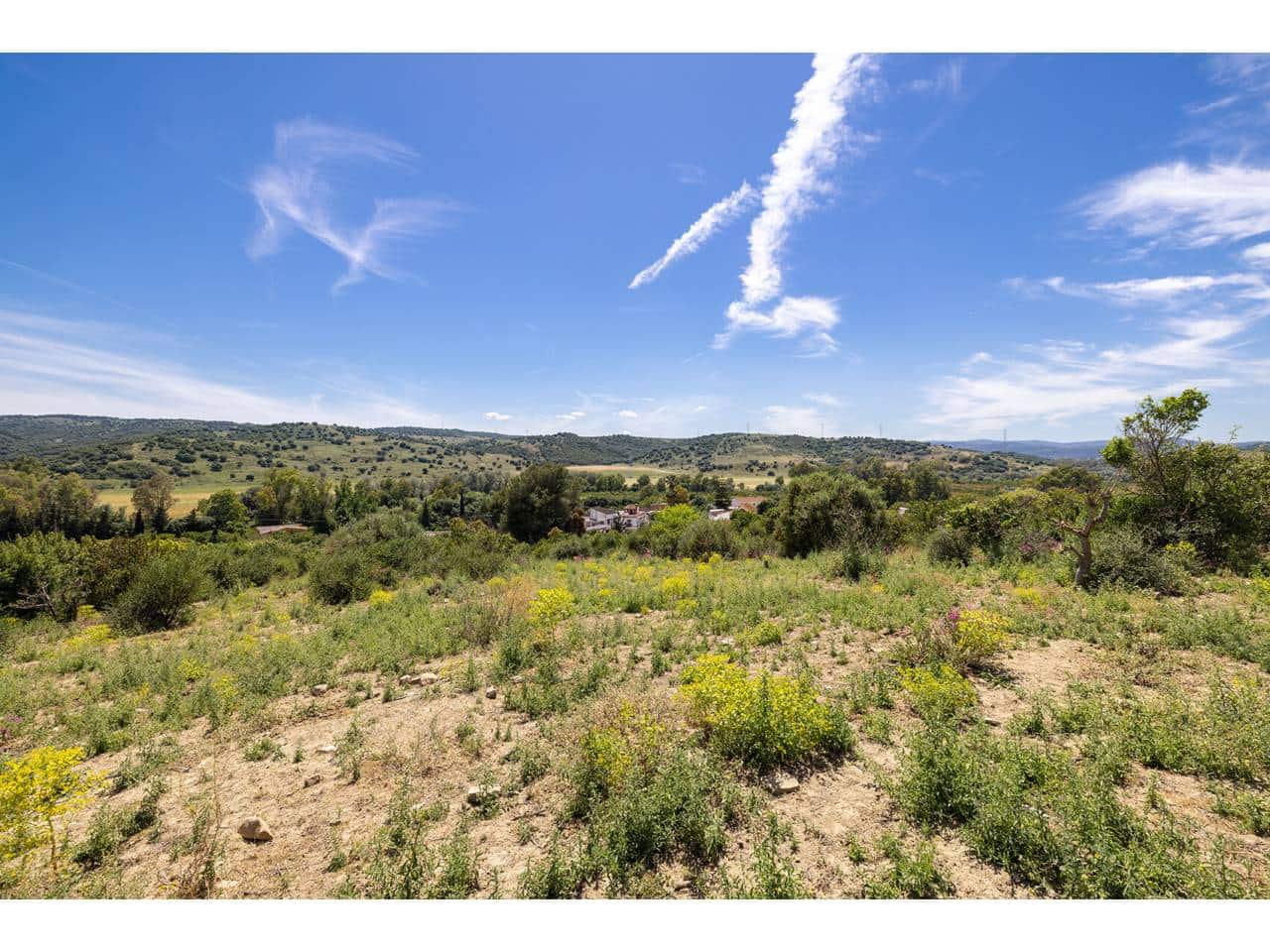 3 chambre Finca/Maison de Campagne à vendre à San Roque avec garage - 600 000 € (Ref: 9868122)