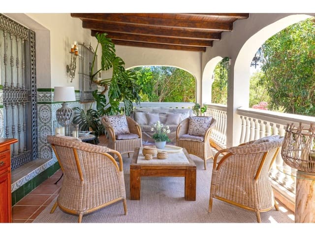 3 chambre Finca/Maison de Campagne à vendre à San Roque avec garage - 600 000 € (Ref: 9868122)