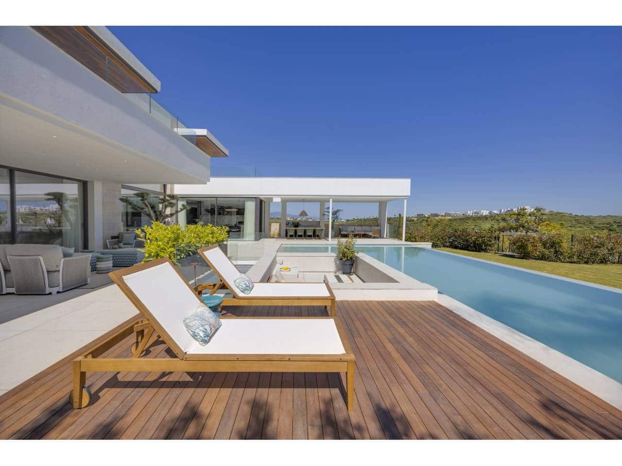 4 sypialnia Willa na sprzedaż w Casares z basenem garażem - 4 200 000 € (Ref: 9868123)