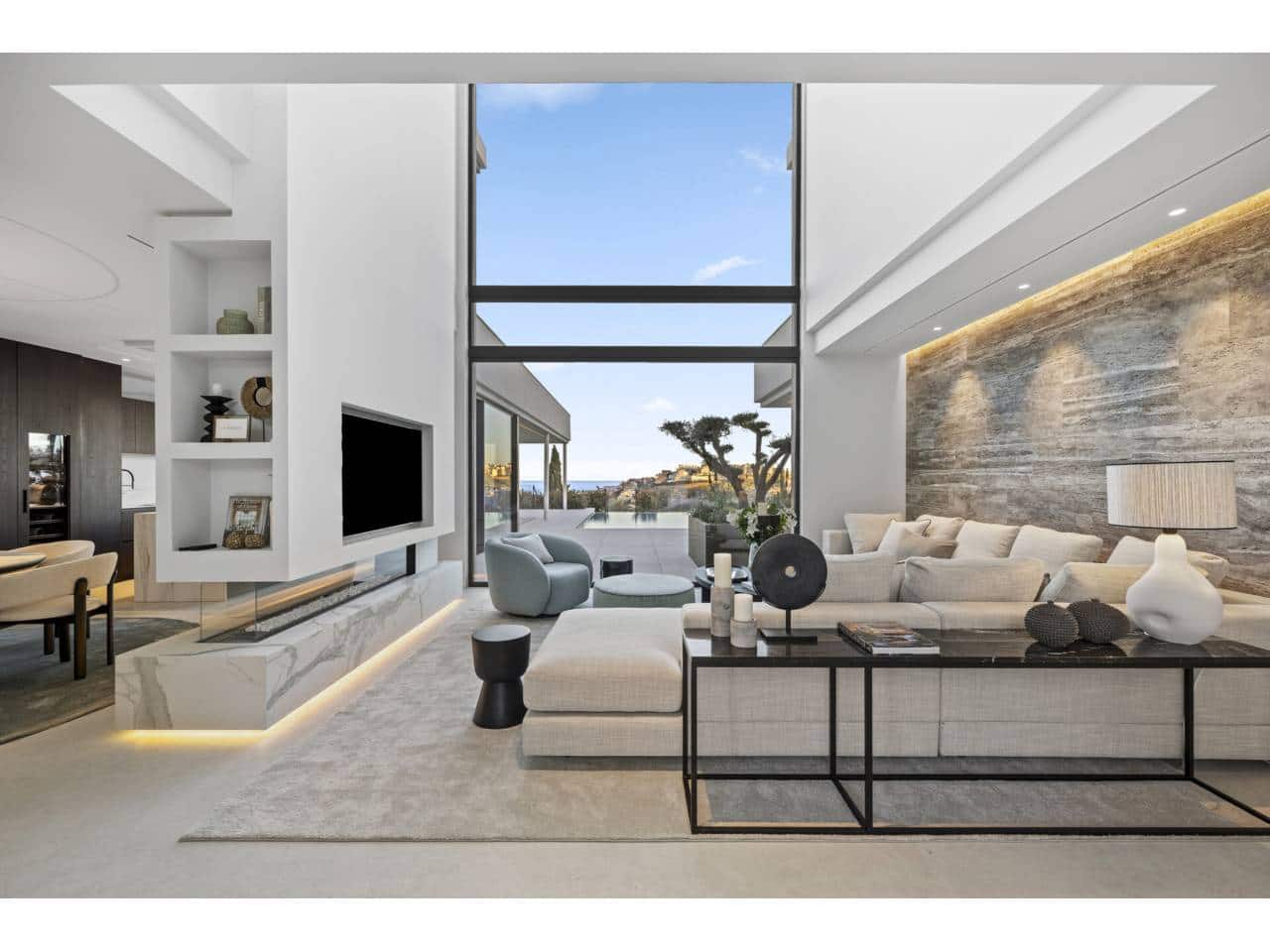 4 sypialnia Willa na sprzedaż w Casares z basenem garażem - 4 200 000 € (Ref: 9868123)