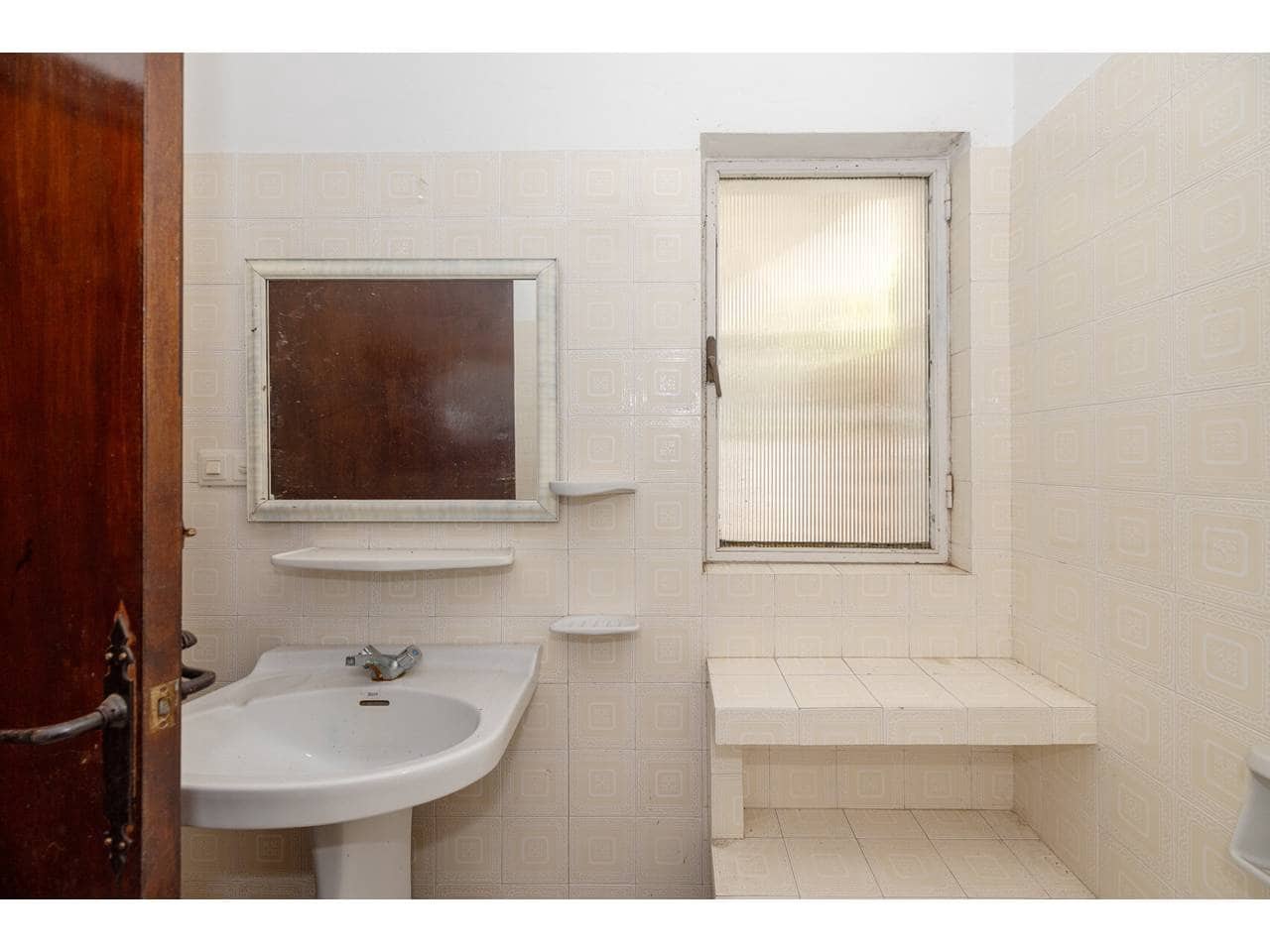 6 soverom Villa til salgs i Algeciras med garasje - € 582 000 (Ref: 9880451)