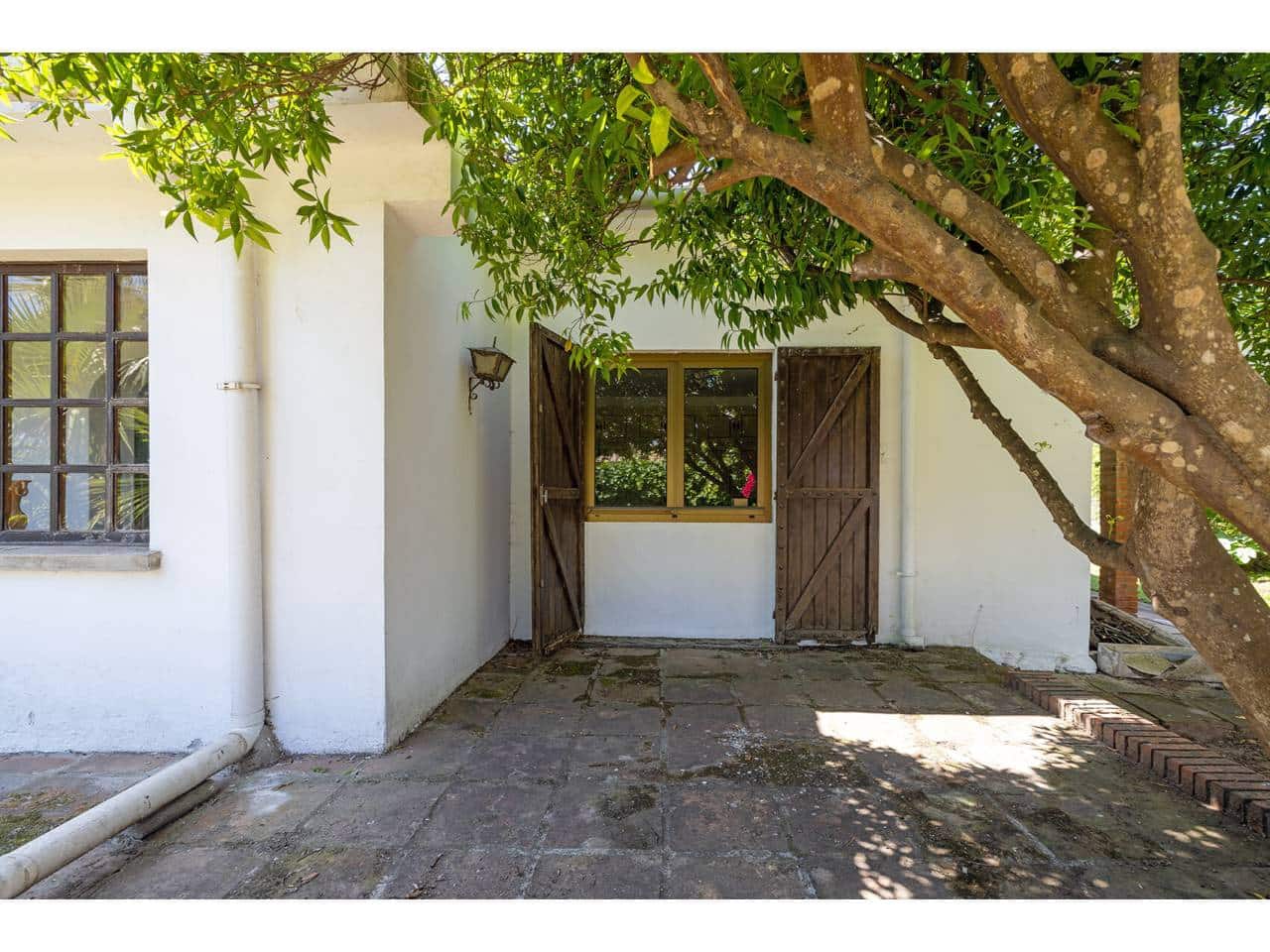 6 soverom Villa til salgs i Algeciras med garasje - € 582 000 (Ref: 9880451)