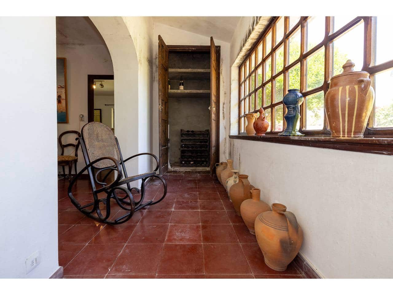 6 soverom Villa til salgs i Algeciras med garasje - € 582 000 (Ref: 9880451)