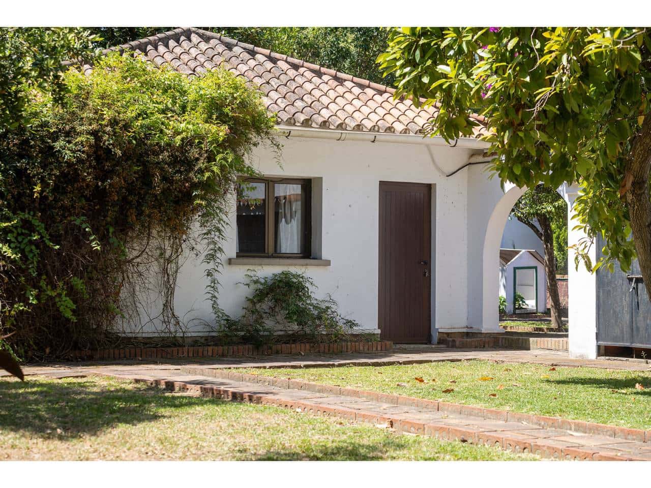 6 soverom Villa til salgs i Algeciras med garasje - € 582 000 (Ref: 9880451)