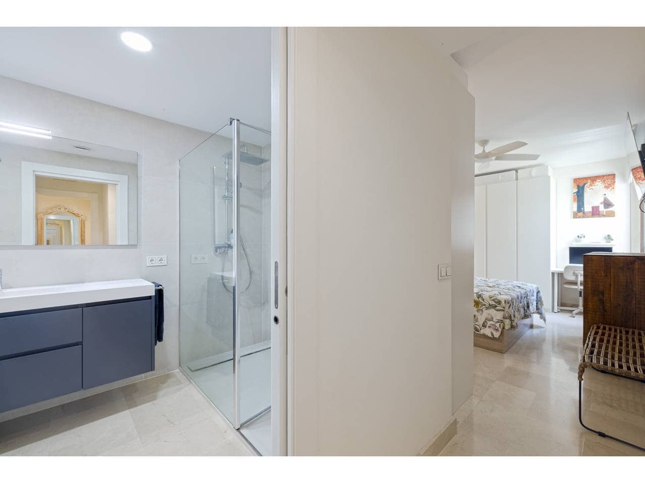 2 soveværelse Lejlighed til salg i La Alcaidesa med swimmingpool garage - € 339.000 (Ref: 9949050)