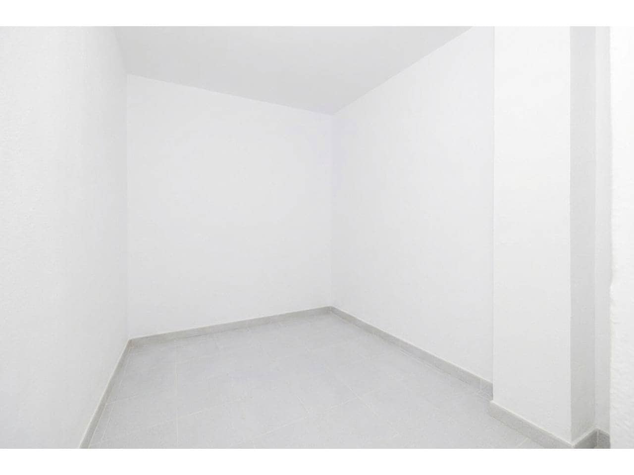 2 soveværelse Lejlighed til salg i La Alcaidesa med swimmingpool garage - € 339.000 (Ref: 9949050)