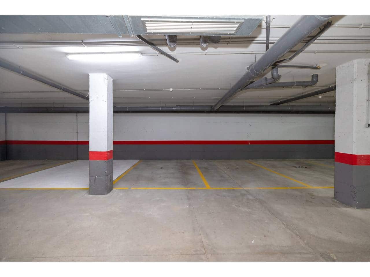 2 soveværelse Lejlighed til salg i La Alcaidesa med swimmingpool garage - € 339.000 (Ref: 9949050)