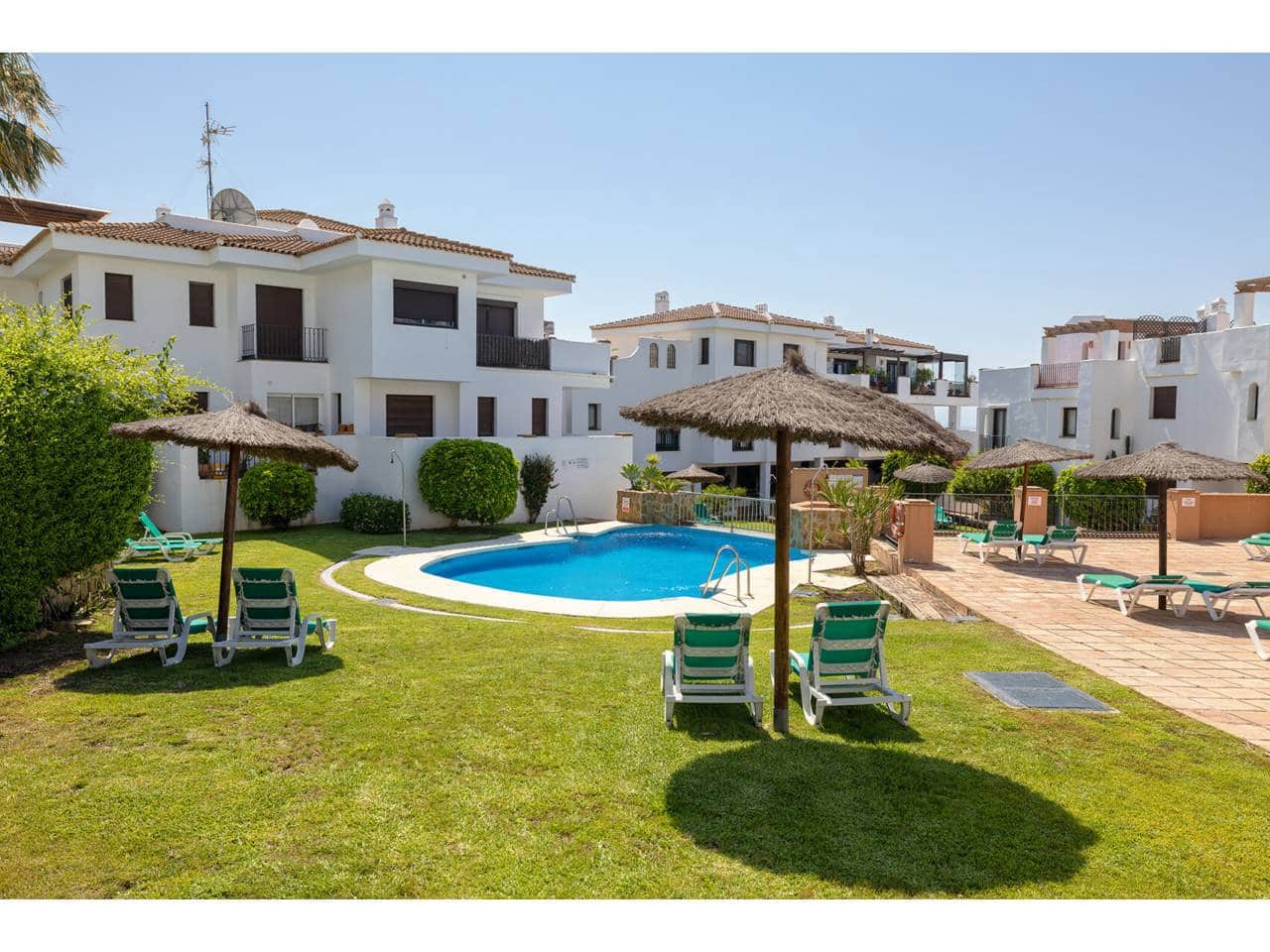 2 soveværelse Lejlighed til salg i La Alcaidesa med swimmingpool garage - € 339.000 (Ref: 9949050)