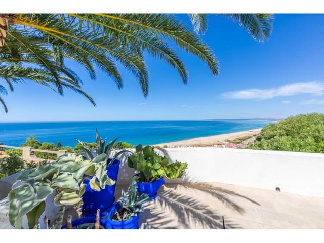 3 bedroom Villa for sale in Tarifa with pool garage - € 2,500,000 (Ref: 9964891)