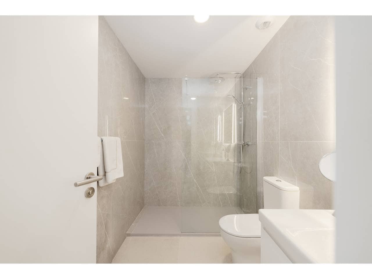 3 bedroom Apartment for sale in Sotogrande with pool garage - € 880,000 (Ref: 9969116)