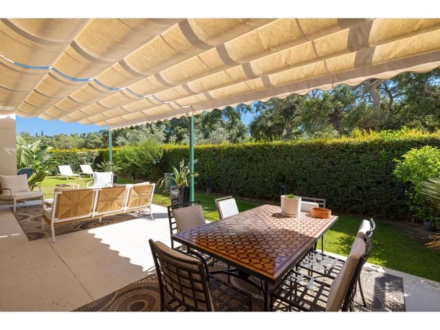 3 makuuhuone Huoneisto myytävänä paikassa Sotogrande Alto, San Roque mukana uima-altaan 
autotalli - 880 000 € (Ref: 9969116)