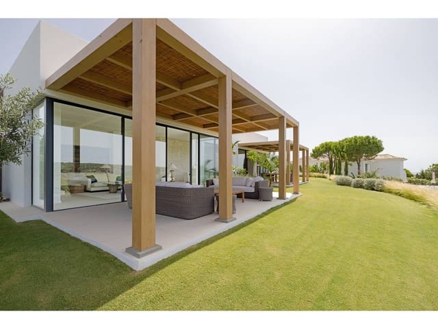 3 soverom Villa til salgs i Sotogrande Alto, San Roque med svømmebasseng garasje - € 2 950 000 (Ref: 9978080)