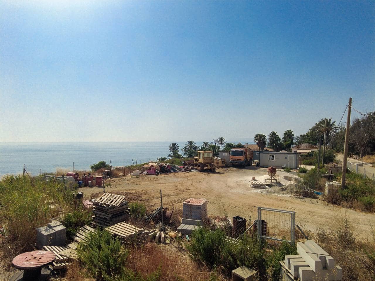 4 bedroom Villa for sale in Manilva with pool garage - € 3,700,000 (Ref: 9986283)