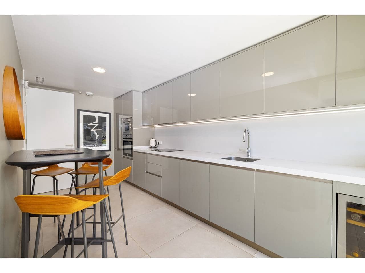 5 quarto Moradia Geminada para venda em Sotogrande com piscina garagem - 1 450 000 € (Ref: 9996559)