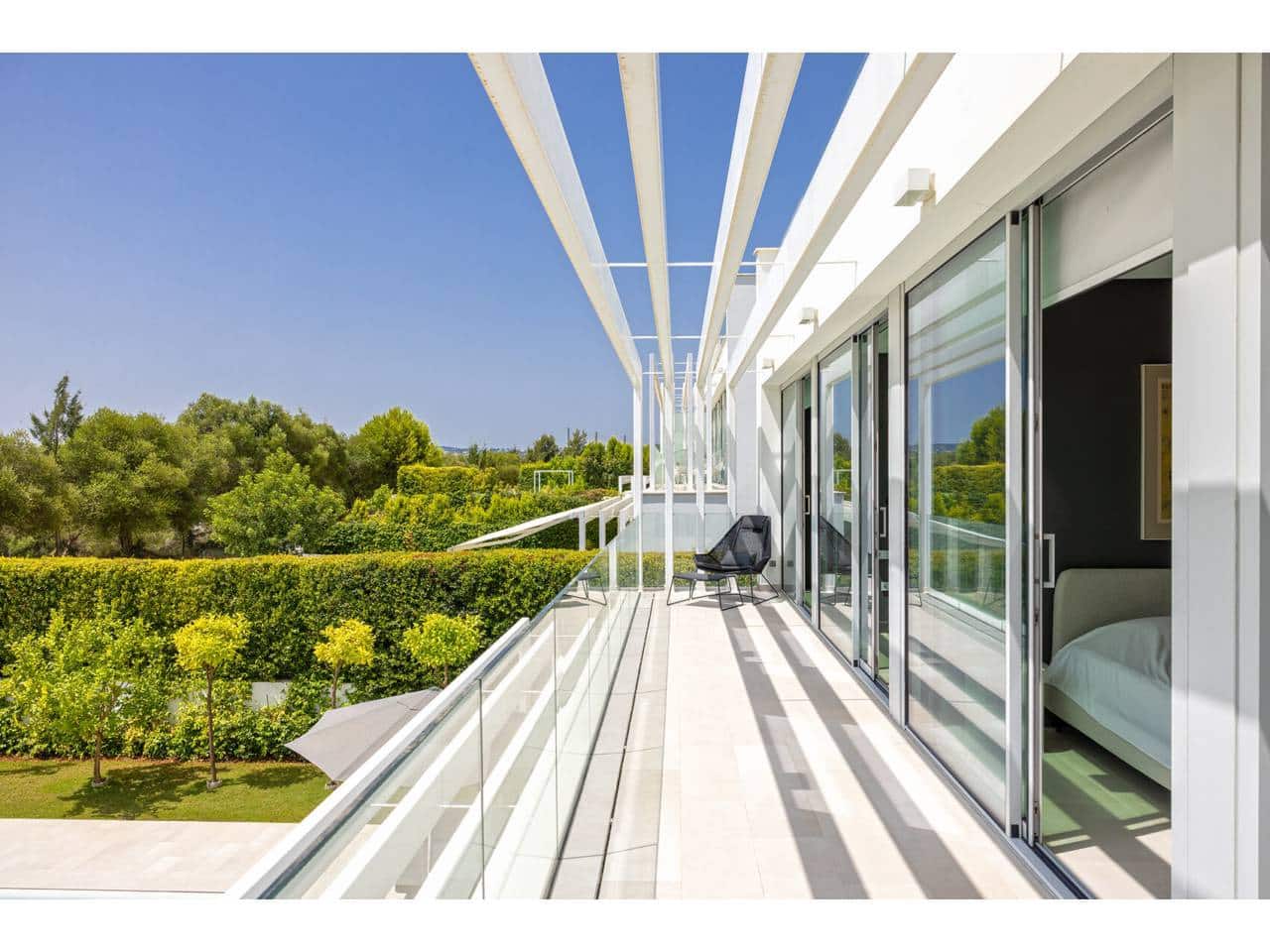 5 quarto Moradia Geminada para venda em Sotogrande com piscina garagem - 1 450 000 € (Ref: 9996559)