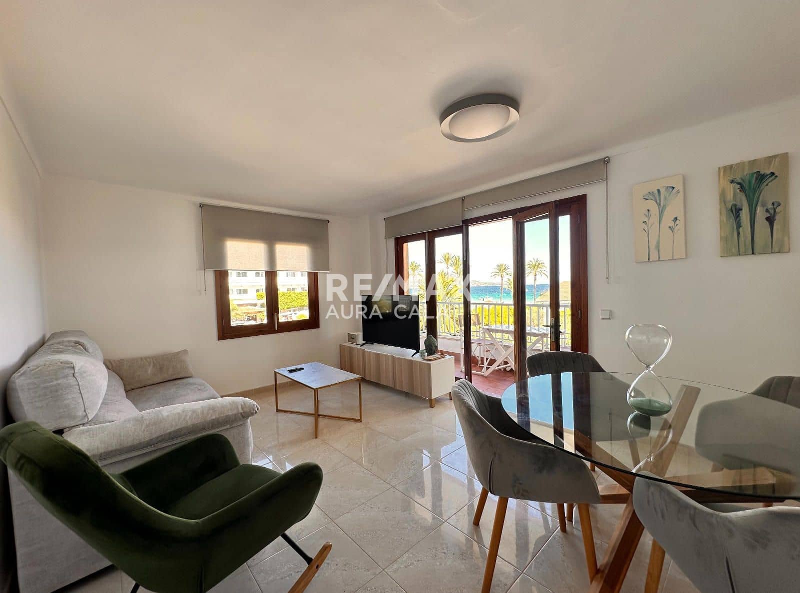 3 bedroom Flat for sale in Platja d'Alcudia with garage - € 670,000 (Ref: 10125223)