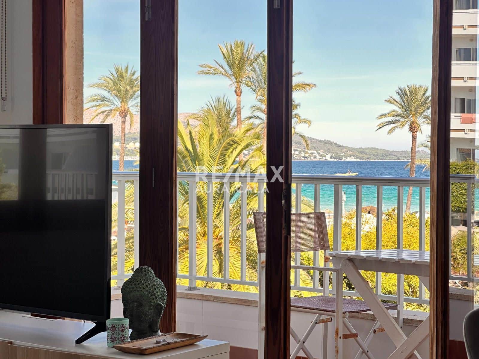 3 bedroom Flat for sale in Platja d'Alcudia with garage - € 670,000 (Ref: 10125223)