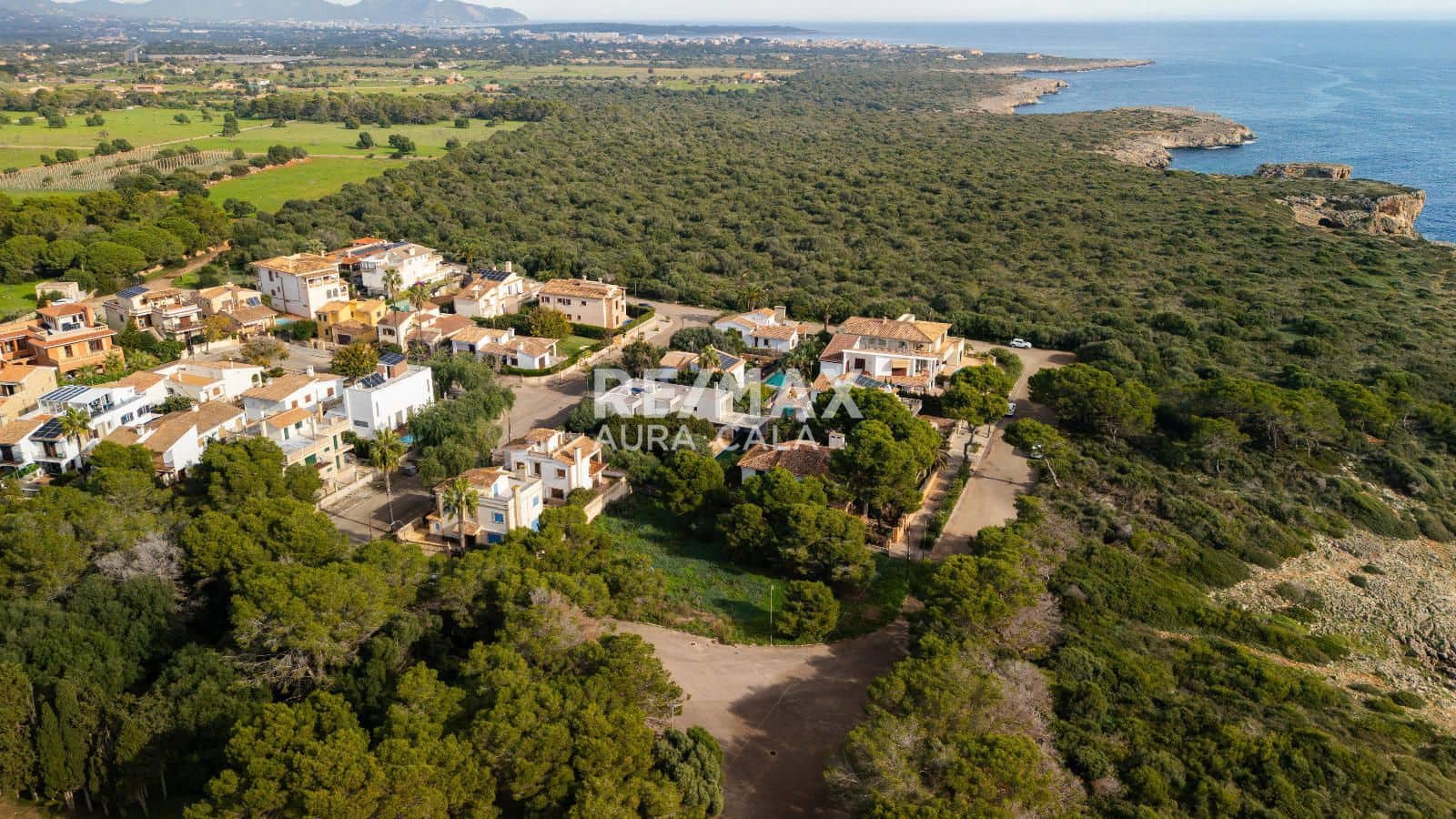 Building Plot for sale in Porto Cristo Novo - € 1,575,000 (Ref: 9456545)