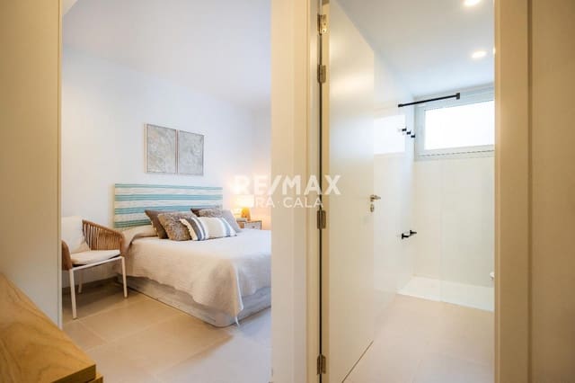 3 soverom Leilighet til salgs i Cala Ratjada, Capdepera med svømmebasseng garasje - € 550 000 (Ref: 9456553)