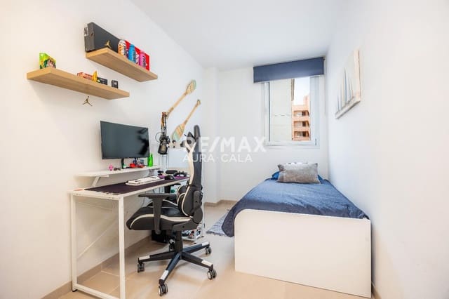 3 soverom Leilighet til salgs i Cala Ratjada, Capdepera med svømmebasseng garasje - € 550 000 (Ref: 9456553)