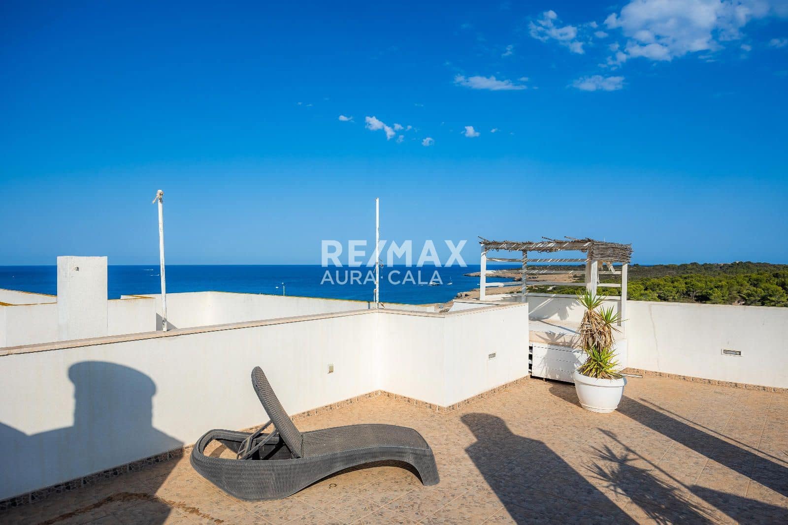 2 slaapkamer Penthouse te koop in Cala Millor met zwembad - € 410.000 (Ref: 9456554)