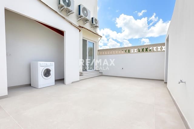 3 bedroom Townhouse for sale in Cala Ratjada, Capdepera with pool garage - € 670,000 (Ref: 9456555)