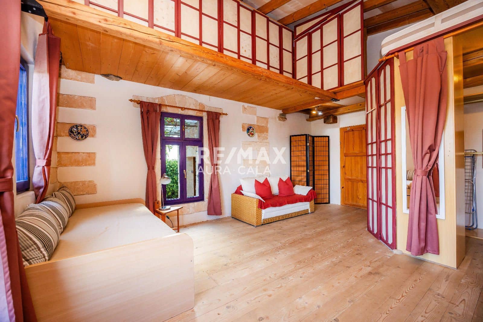 4 bedroom Villa for sale in Sant Llorenc des Cardassar with pool - € 1,849,000 (Ref: 9456556)