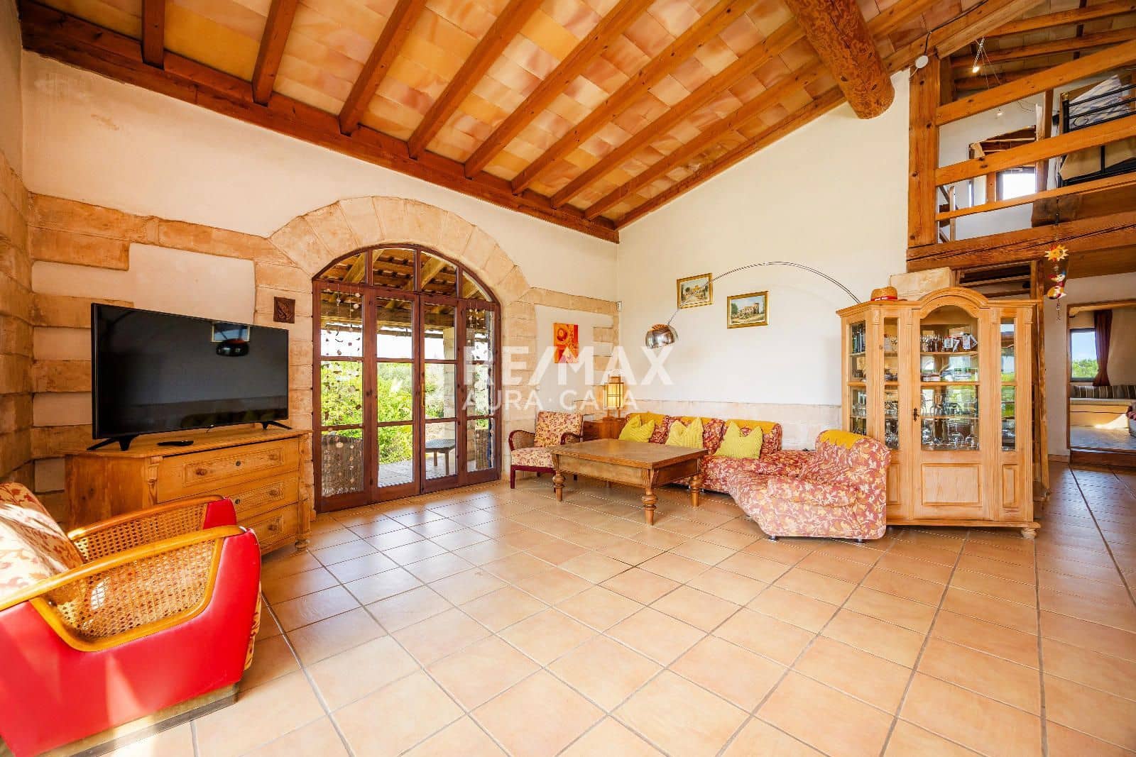 4 bedroom Villa for sale in Sant Llorenc des Cardassar with pool - € 1,849,000 (Ref: 9456556)