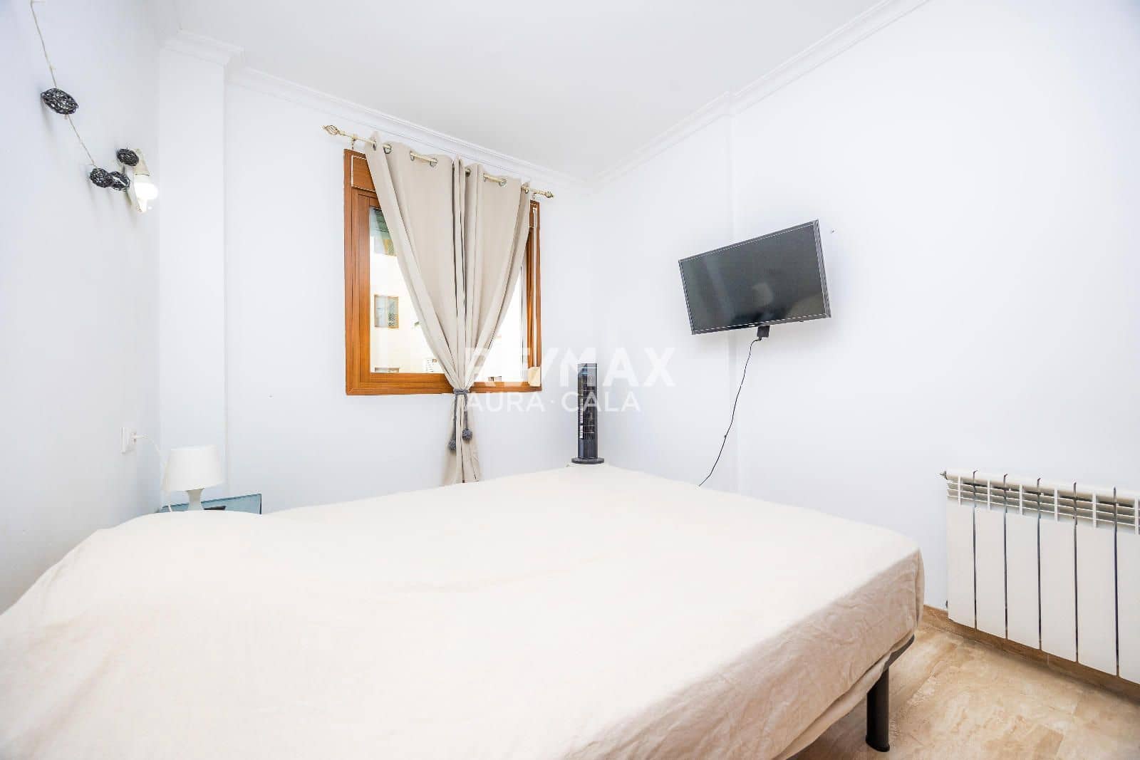 3 bedroom Flat for sale in Cala Ratjada - € 410,000 (Ref: 9456557)