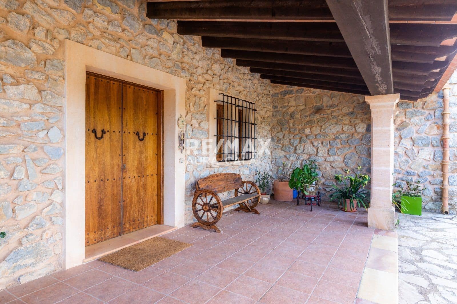 6 bedroom Villa for sale in Arta with pool - € 2,350,000 (Ref: 9456558)