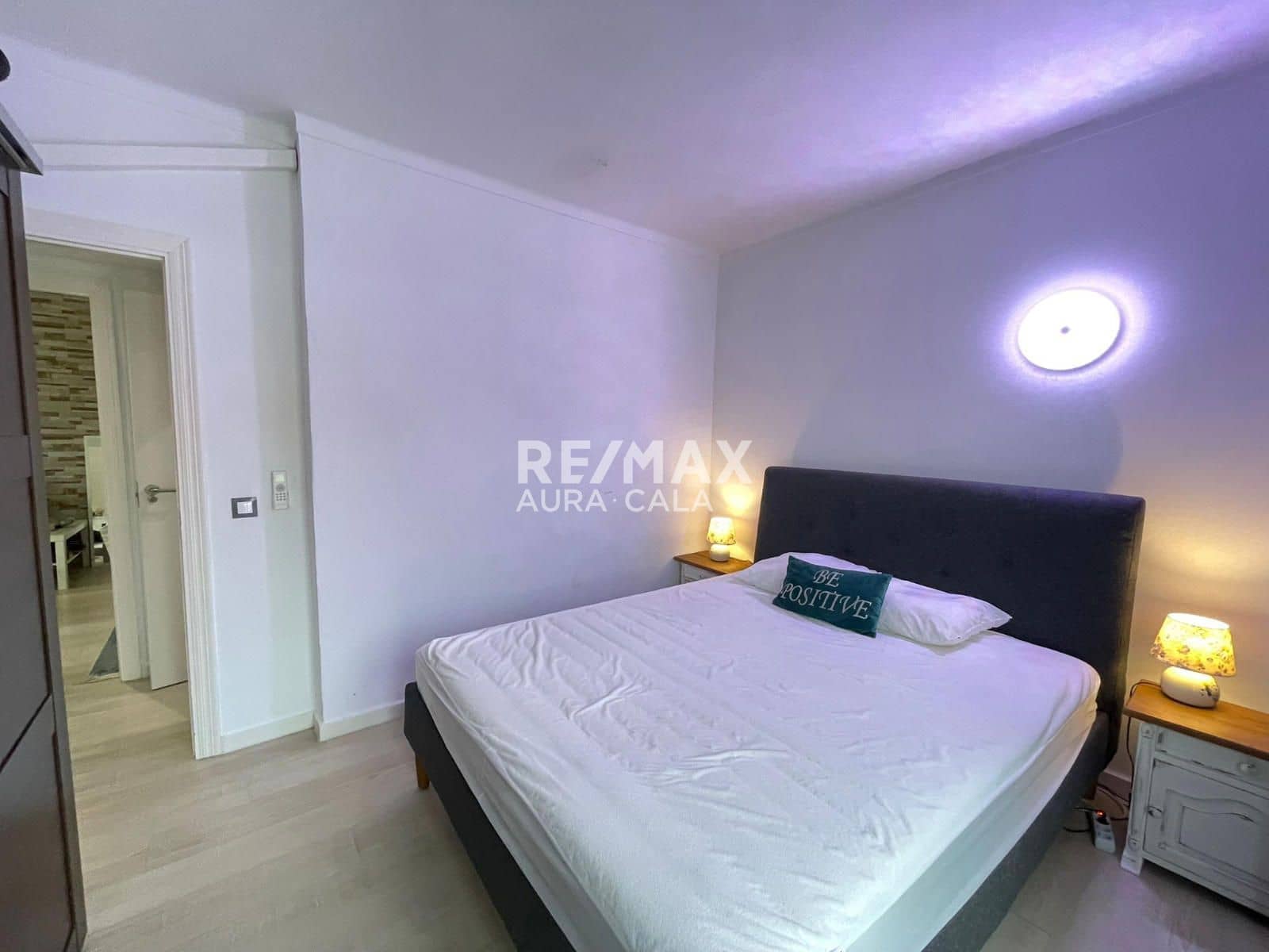 2 bedroom Flat for sale in Cala Ratjada - € 245,000 (Ref: 9456561)