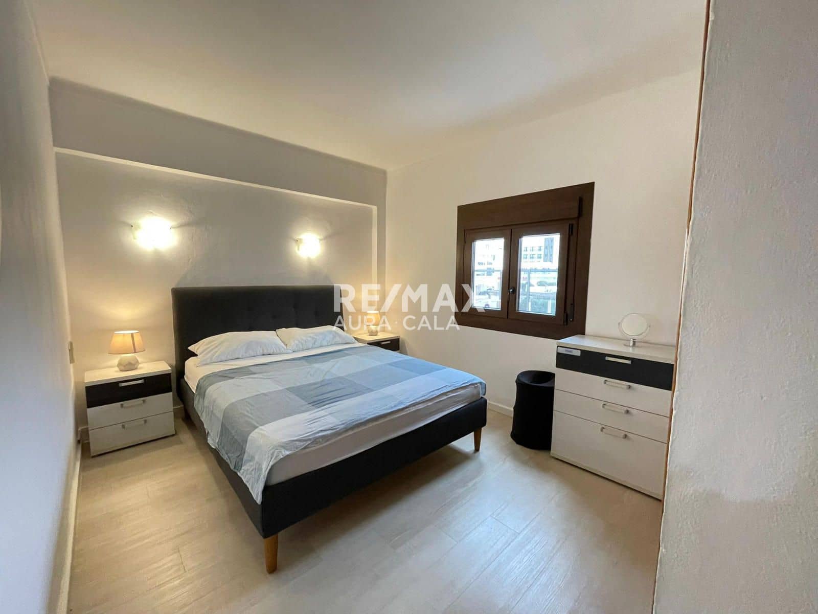 2 bedroom Flat for sale in Cala Ratjada - € 245,000 (Ref: 9456561)