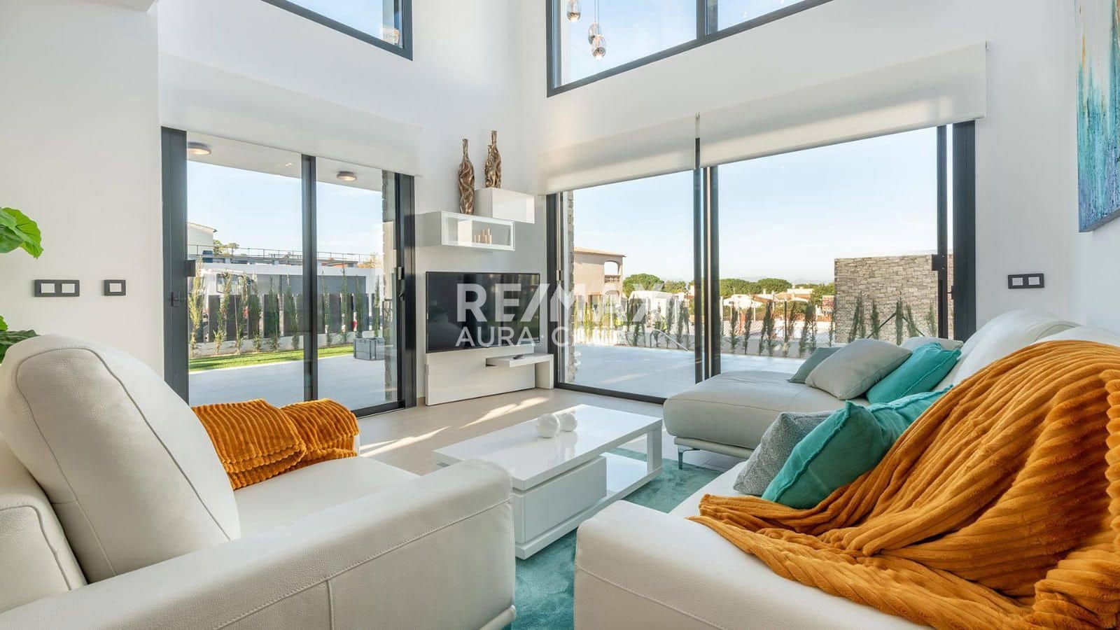 3 makuuhuone Huvila myytävänä paikassa Colonia de Sant Pere / Colonia de San Pedro mukana uima-altaan - 1 270 000 € (Ref: 9456567)