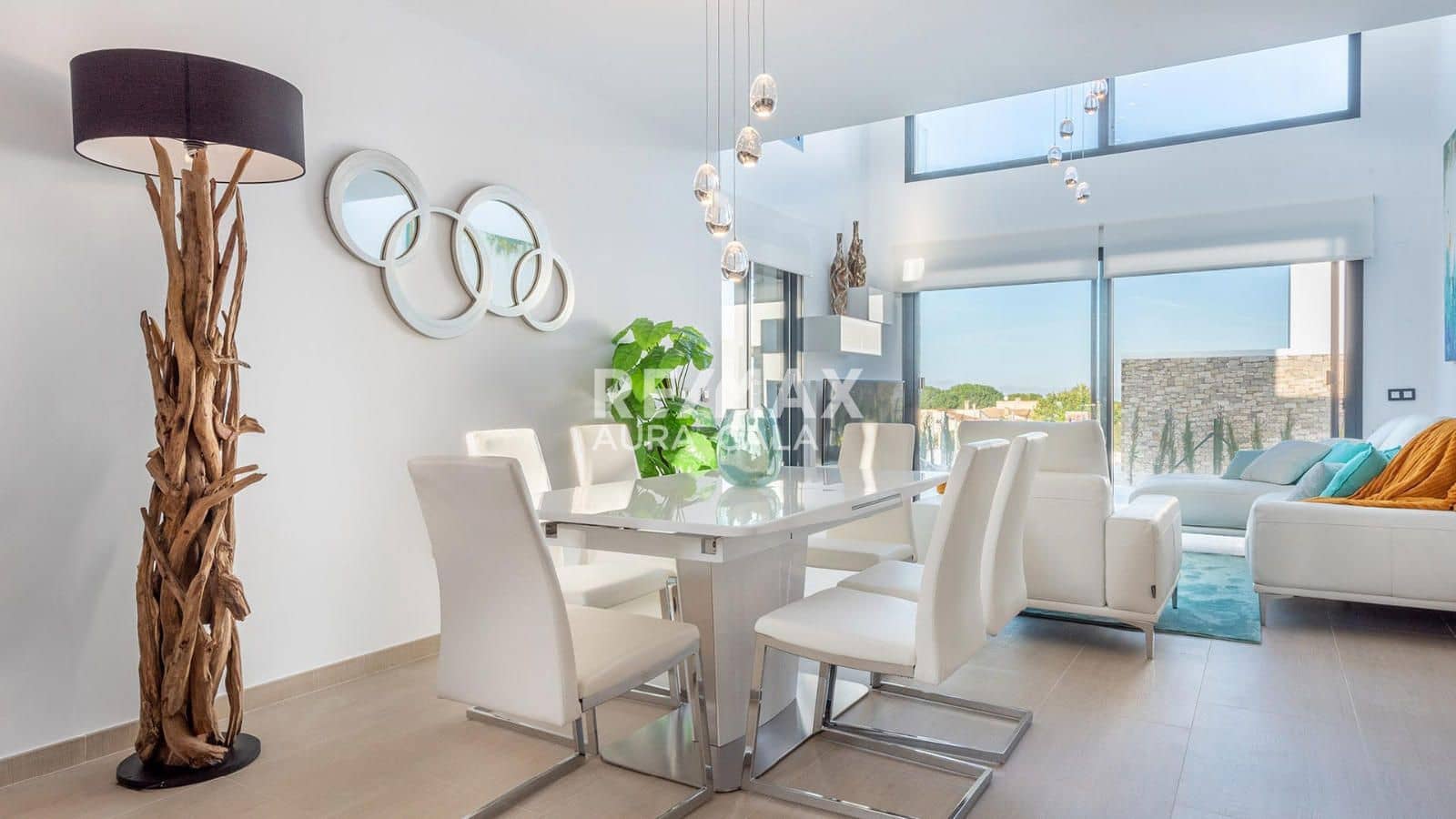 3 makuuhuone Huvila myytävänä paikassa Colonia de Sant Pere / Colonia de San Pedro mukana uima-altaan - 1 270 000 € (Ref: 9456567)