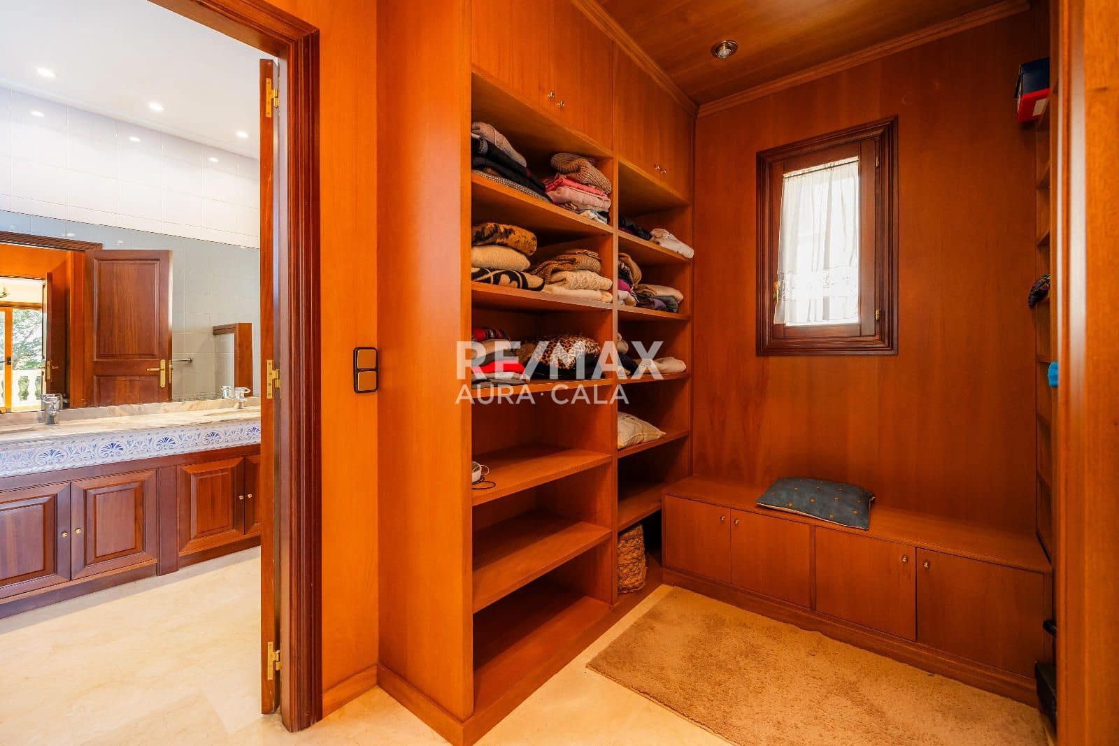 Chalet de 4 habitaciones en Portocristo / Port de Manacor en venta con piscina garaje - 1.250.000 € (Ref: 9456568)