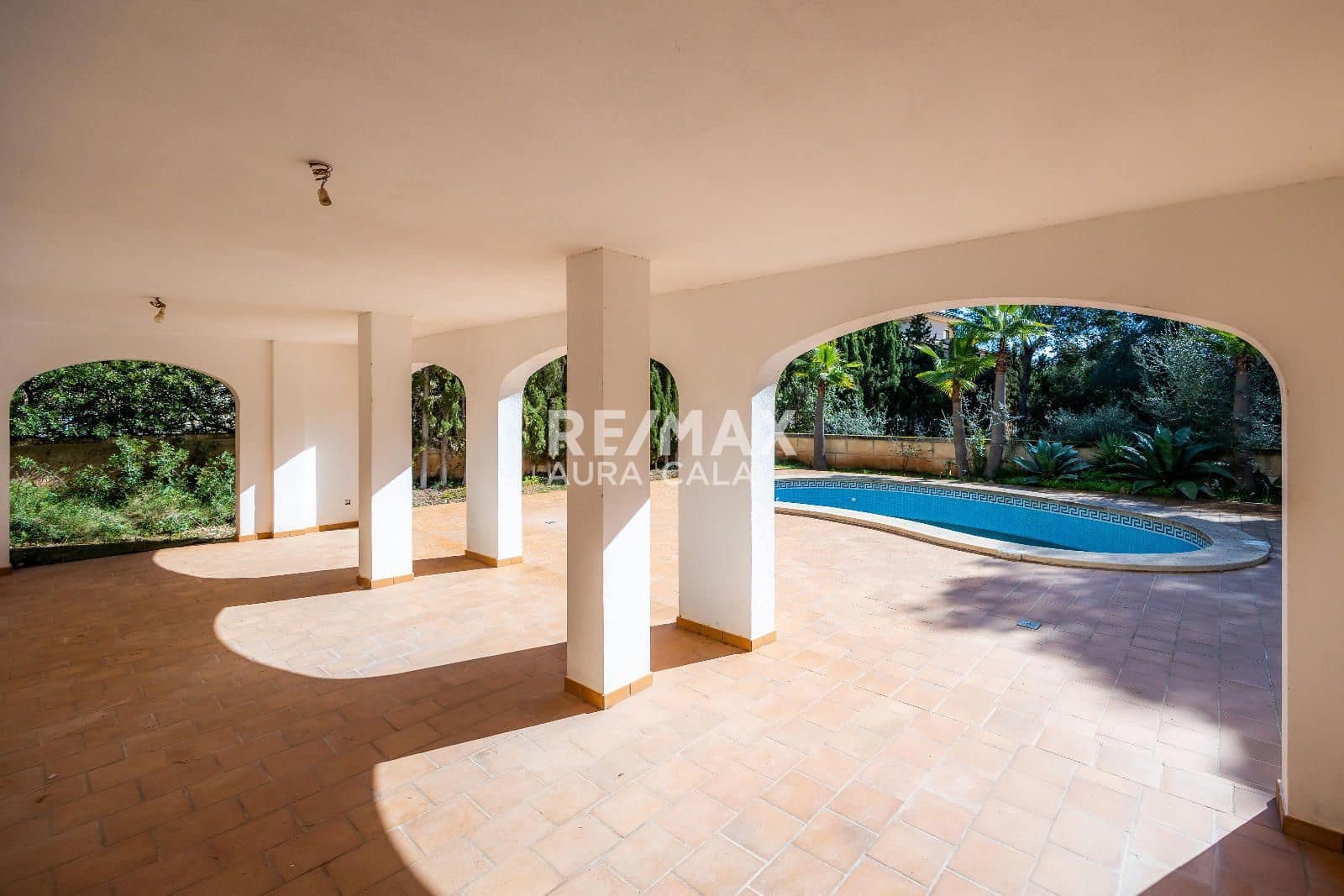 Chalet de 4 habitaciones en Portocristo / Port de Manacor en venta con piscina garaje - 1.250.000 € (Ref: 9456568)