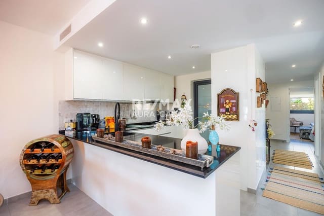 3 chambre Appartement à vendre à Font de Sa Cala / Font de La Cala, Capdepera avec piscine garage - 830 000 € (Ref: 9456570)