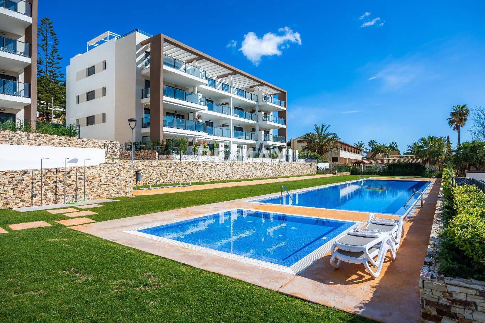 3 chambre Appartement à vendre à Font de Sa Cala / Font de La Cala avec piscine garage - 830 000 € (Ref: 9456570)