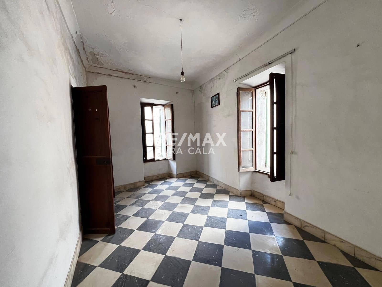 Casa de 6 habitaciones en Son Servera en venta - 285.000 € (Ref: 9456573)