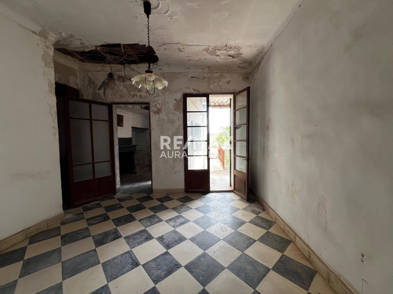 Casa de 6 habitaciones en Son Servera en venta - 285.000 € (Ref: 9456573)