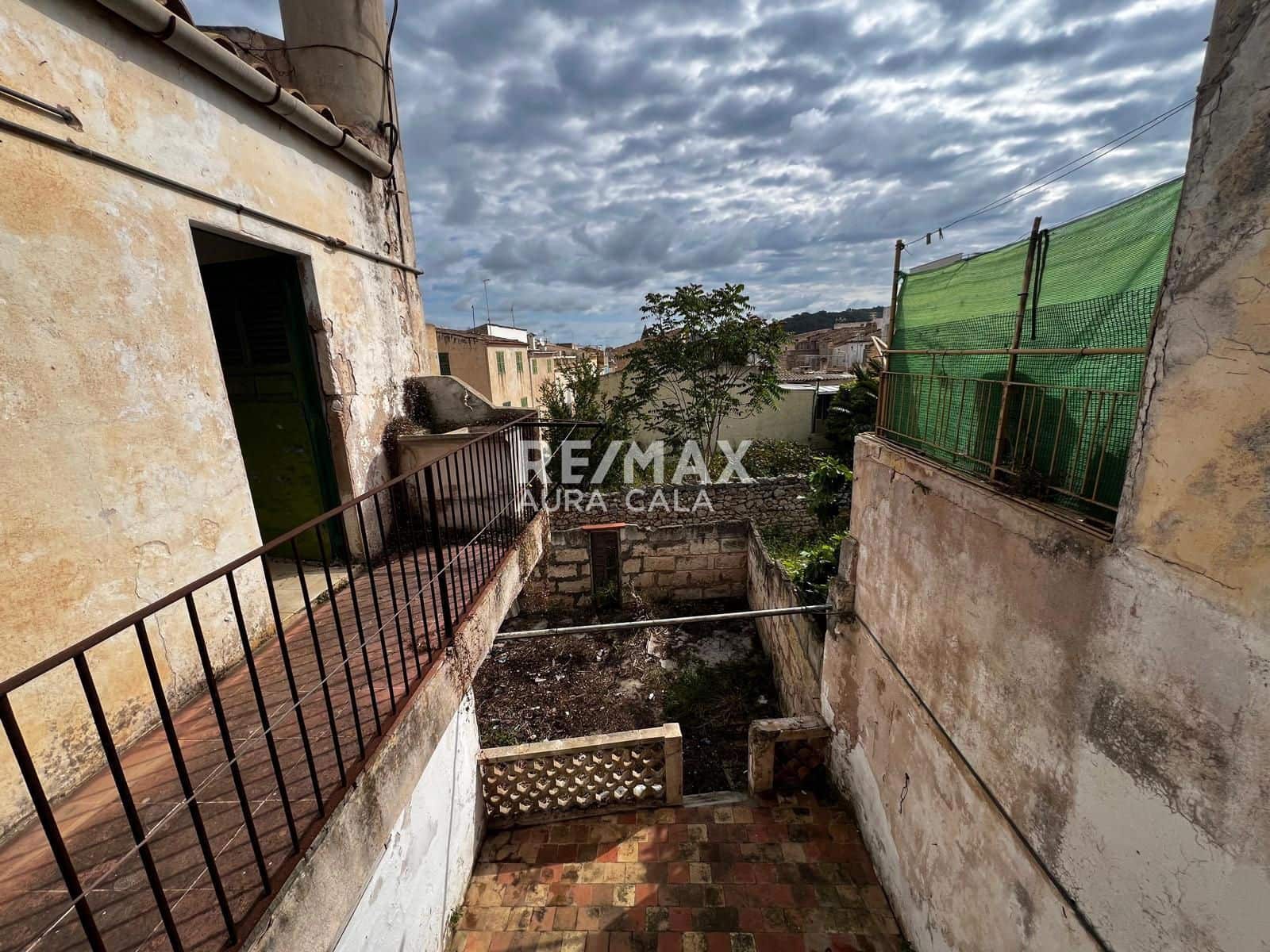 Casa de 6 habitaciones en Son Servera en venta - 285.000 € (Ref: 9456573)