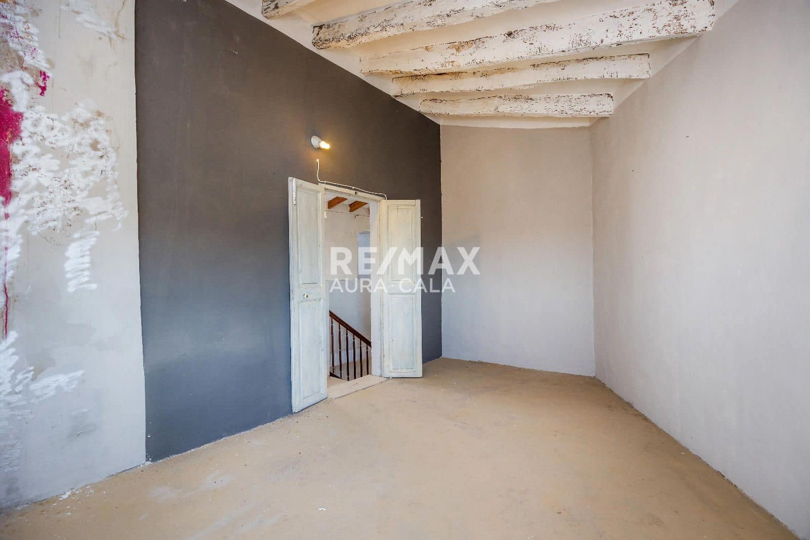 9 bedroom Townhouse for sale in Arta - € 595,000 (Ref: 9456574)