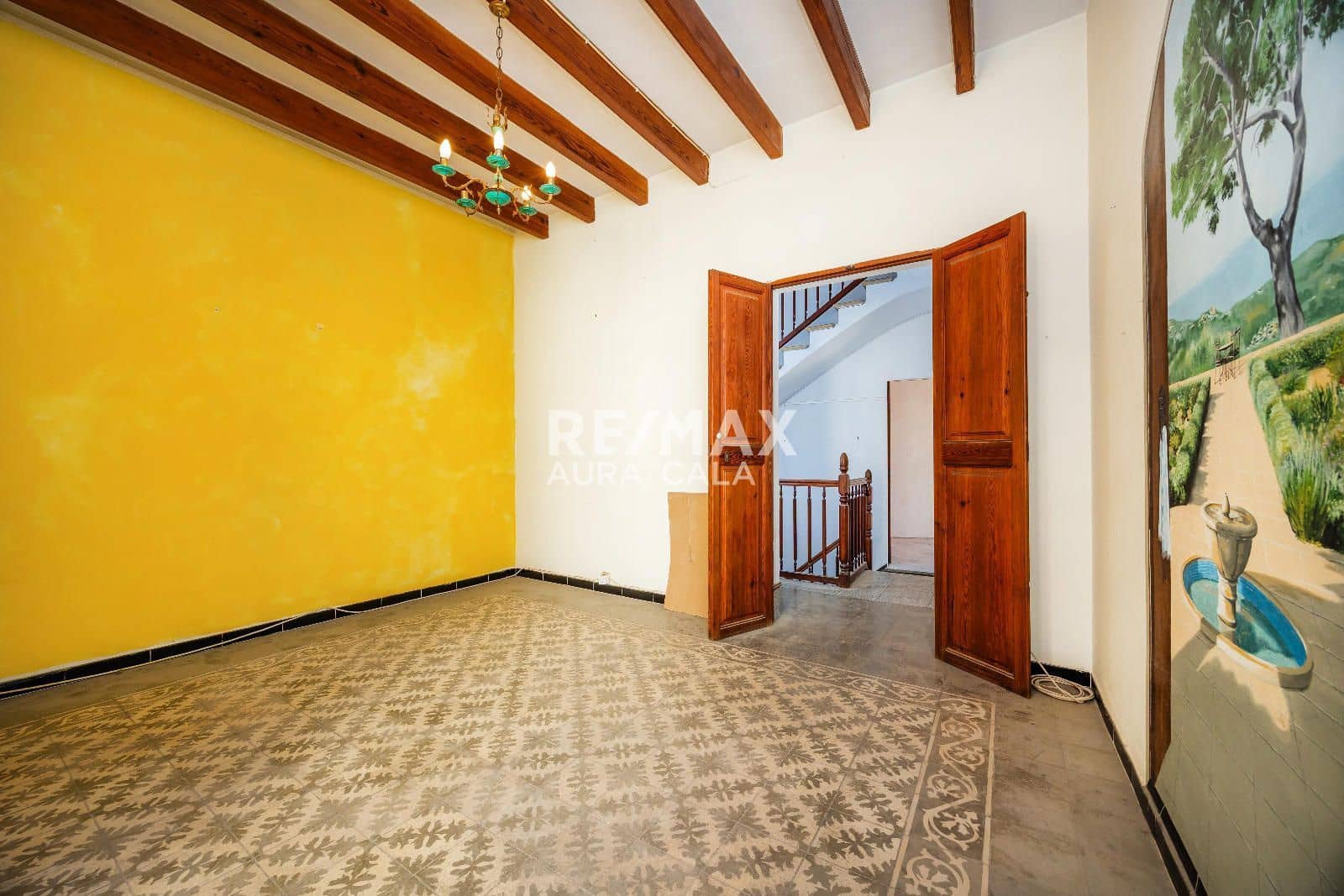 9 bedroom Townhouse for sale in Arta - € 595,000 (Ref: 9456574)