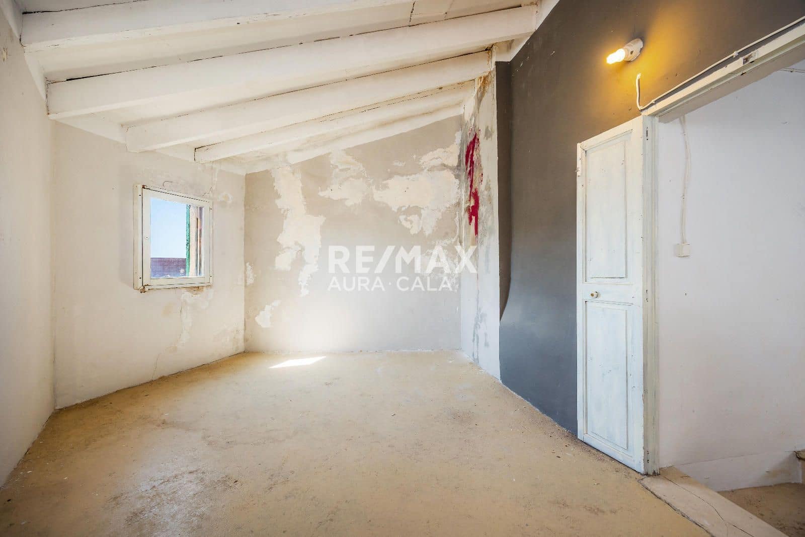 9 bedroom Townhouse for sale in Arta - € 595,000 (Ref: 9456574)