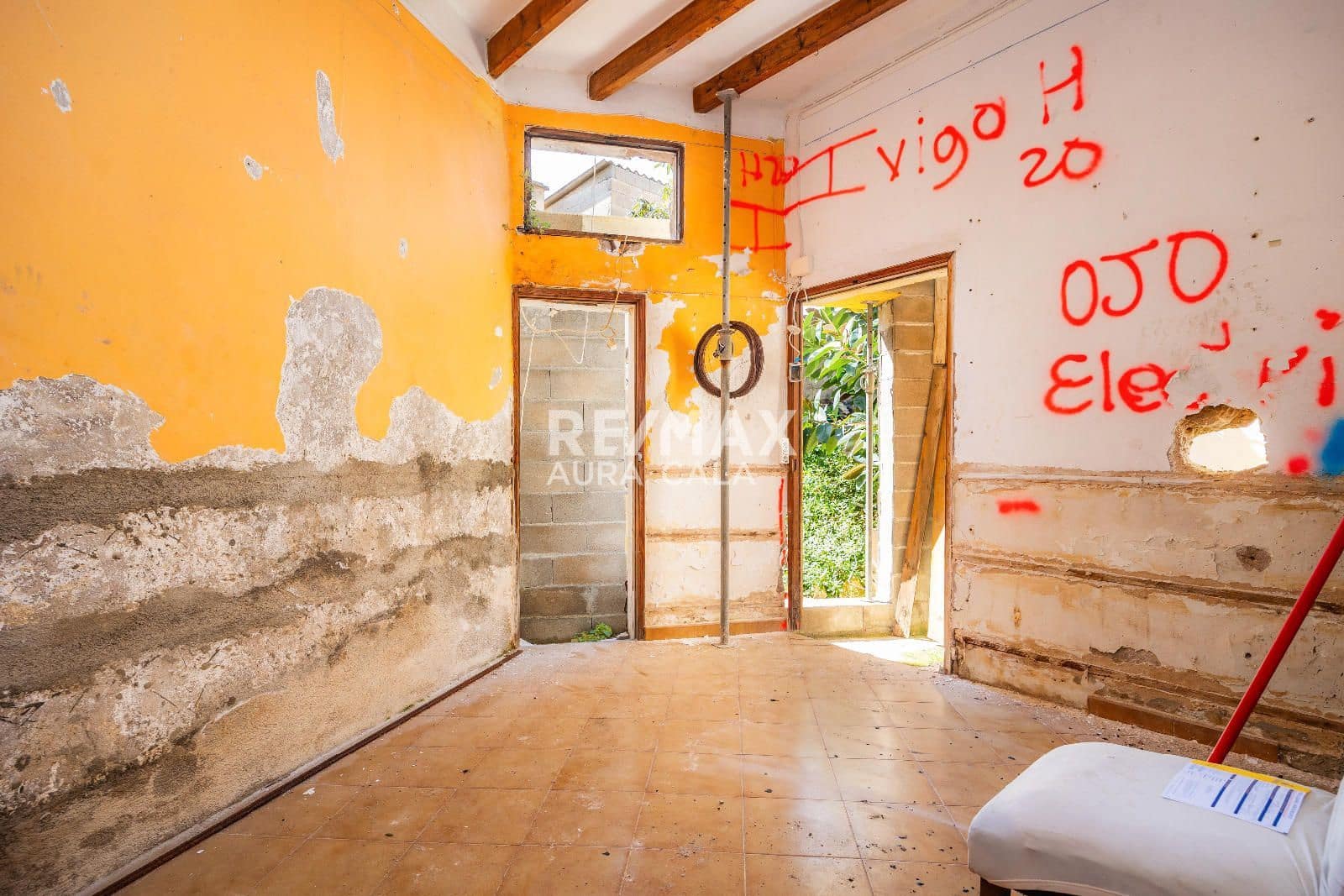 9 bedroom Townhouse for sale in Arta - € 595,000 (Ref: 9456574)