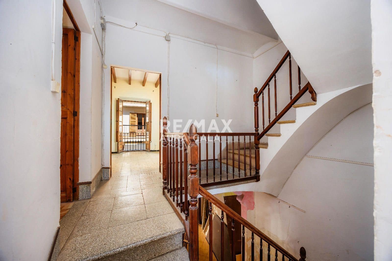 9 bedroom Townhouse for sale in Arta - € 595,000 (Ref: 9456574)