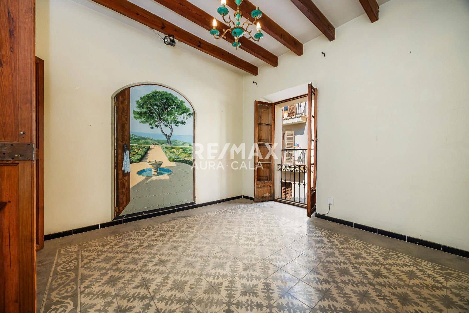 9 bedroom Townhouse for sale in Arta - € 595,000 (Ref: 9456574)