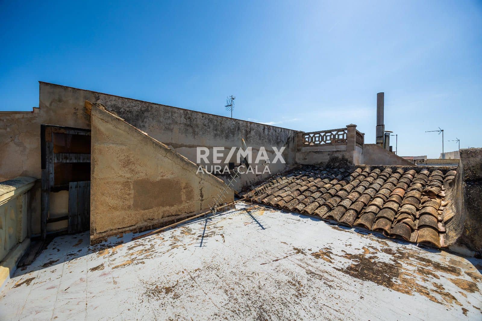 9 bedroom Townhouse for sale in Arta - € 595,000 (Ref: 9456574)