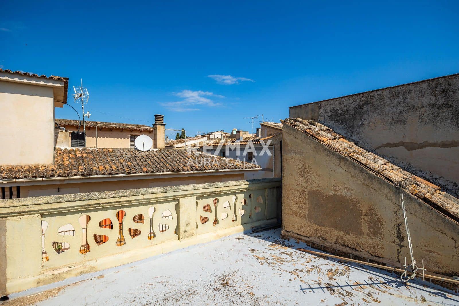 9 bedroom Townhouse for sale in Arta - € 595,000 (Ref: 9456574)