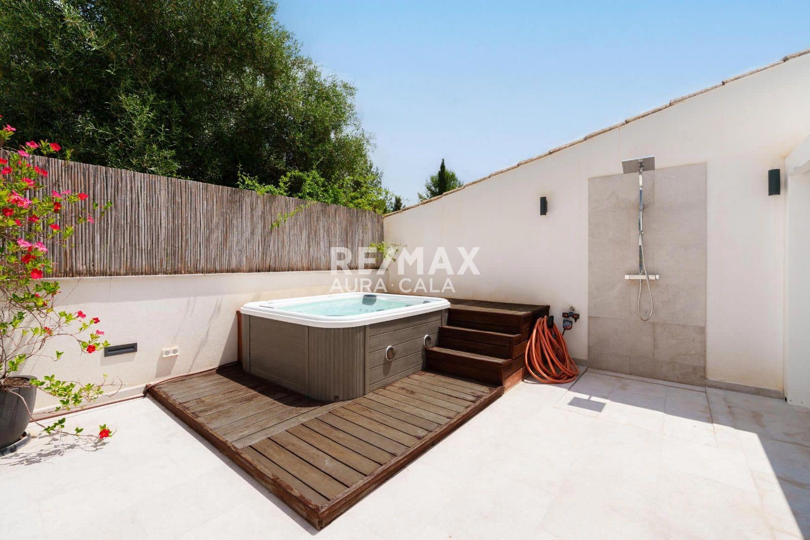 Chalet de 3 habitaciones en Palma de Mallorca en venta con garaje - 1.590.000 € (Ref: 9456575)